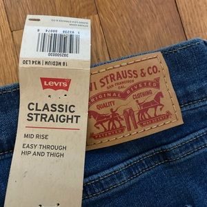 Levis Size 18 womens